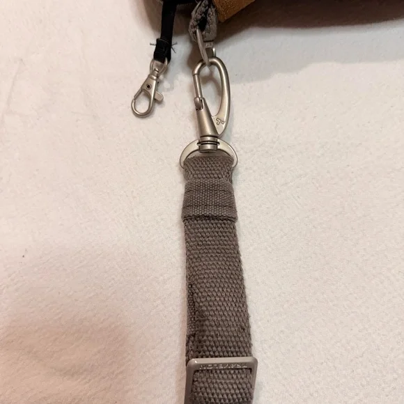 Travelon Anti Theft Heritage Crossbody Bag RFID Travel Purse - Picture 9 of 9